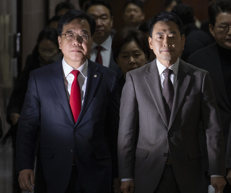 국민의힘 장동혁 대표,한동훈 제명후 ...